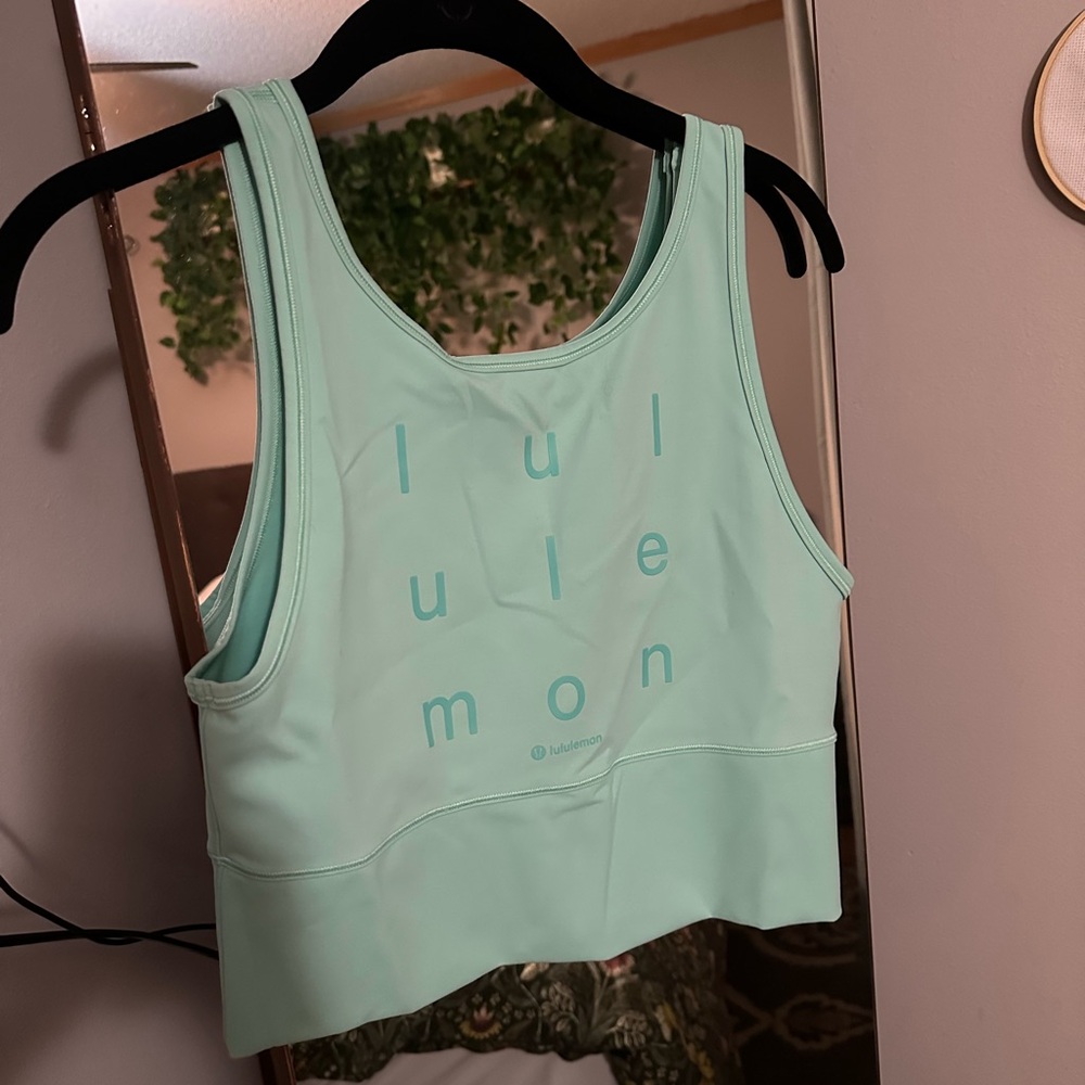 Lululemon top